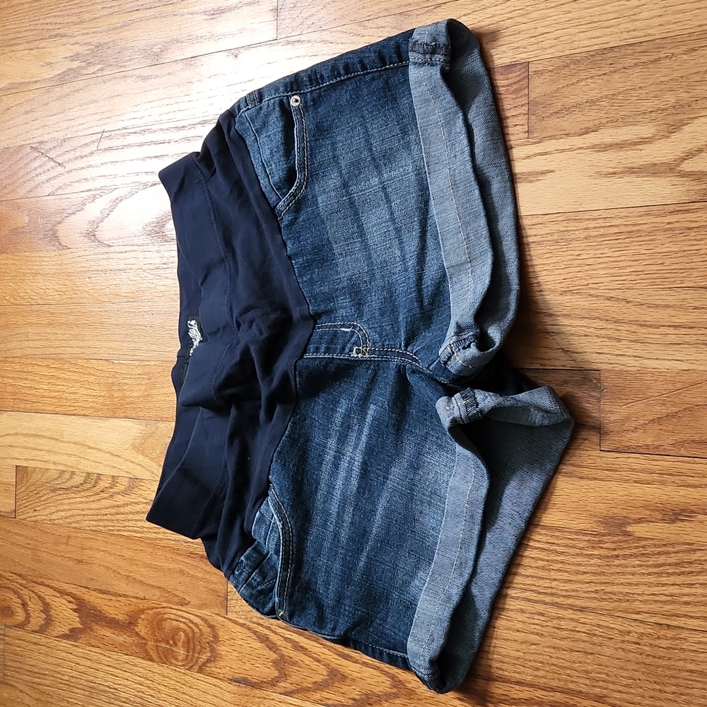 Paris Blues maternity denim Jean shorts size M - Picture 1 of 3